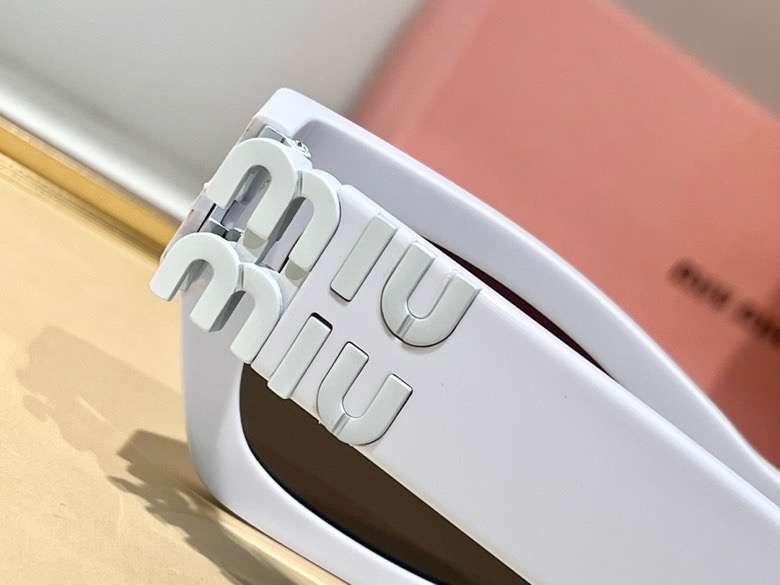 Picture of MiuMiu Sunglasses _SKUfw50809058fw